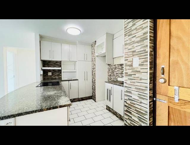 3 BEDROOM APARTMENT FOR SALE IN BONELA